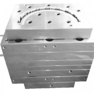 múnla easbhrúite le marmar bréige